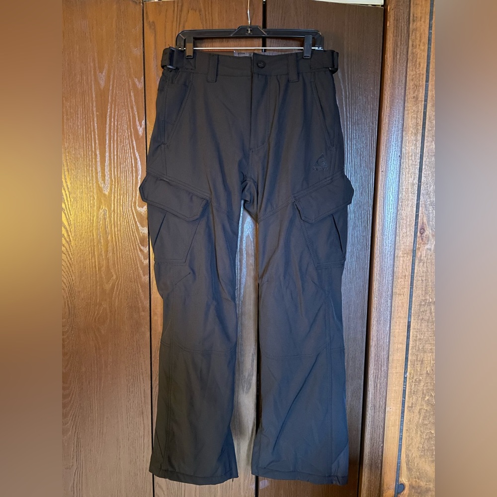 Men’s Gerry ski/snowboarding pants - size M
